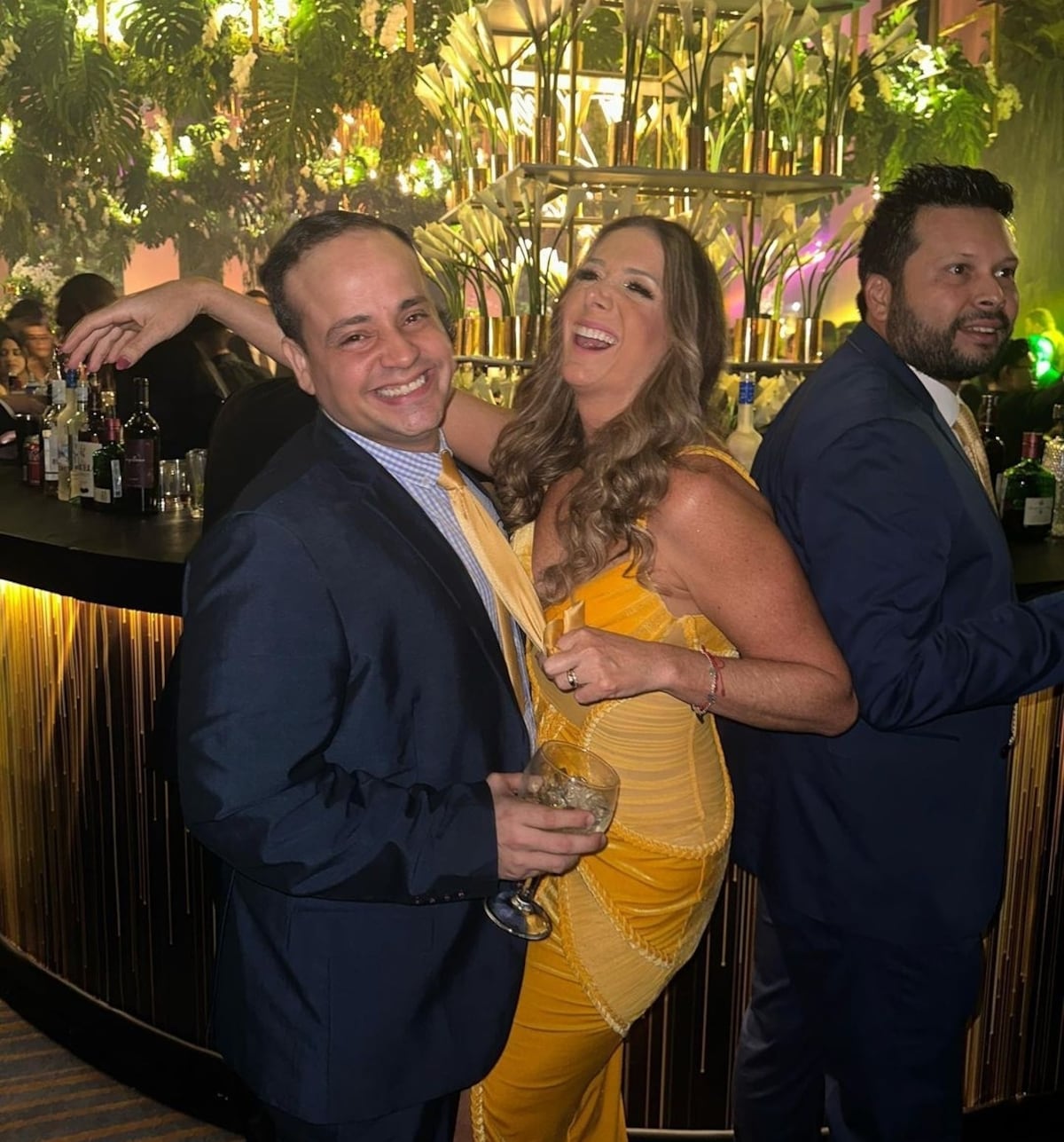 Fotos de la boda de la hija de la presentadora Karen Chalmers 