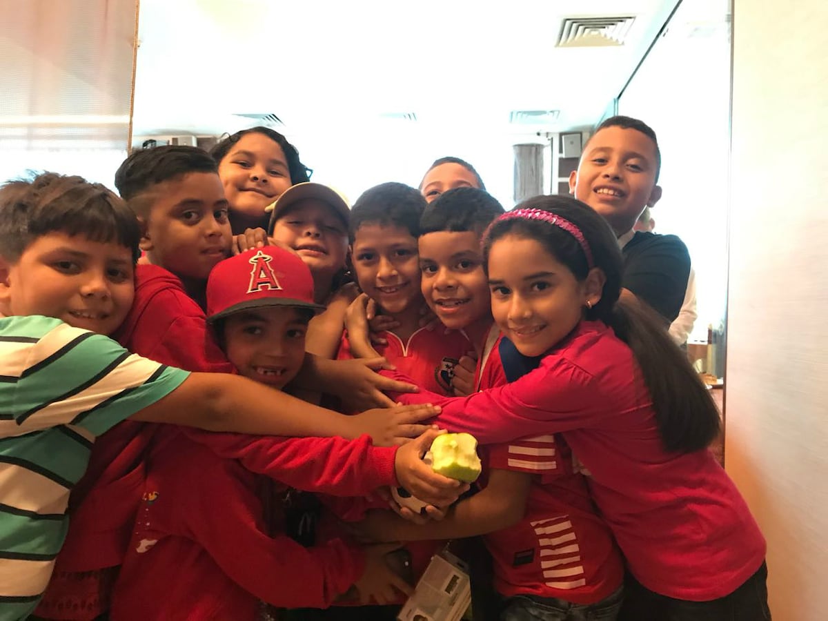 Niño que acompañó a la Sele sintió ‘nervios, emoción y mucha alegría’