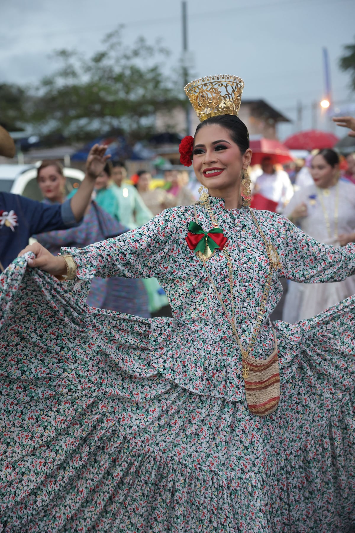 La pollera panameña a través de las reinas de nuestros festivales