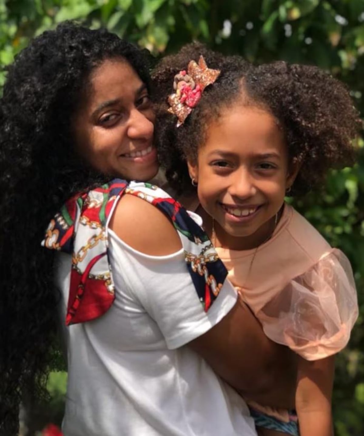 ‘Hija, me encanta tu cabello’, historias de madres que le han enseñado a sus hijas a apreciar y cuidar sus rizos