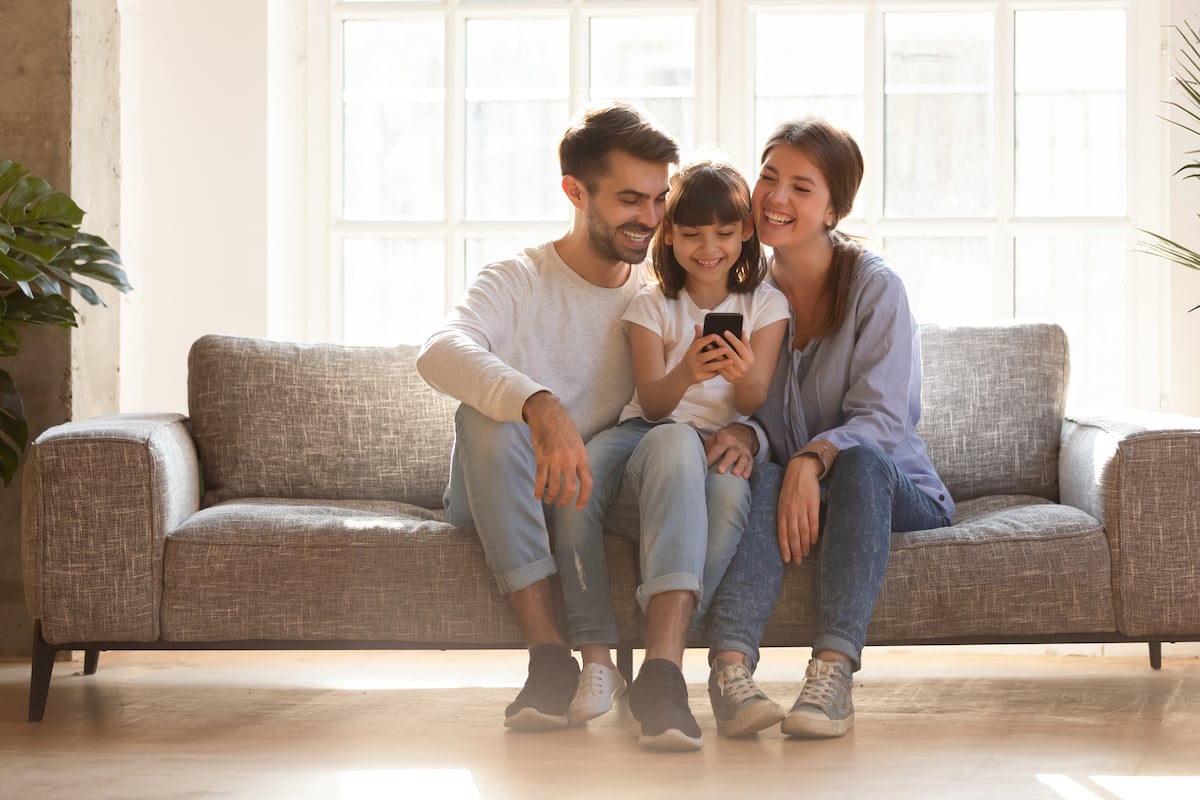 El primer celular de mi hijo: ¿a qué edad...?