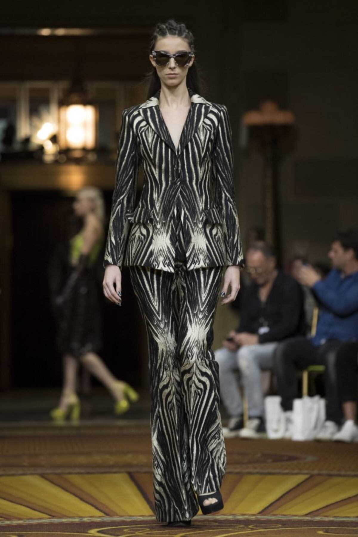 El ‘suit’ se reinventa