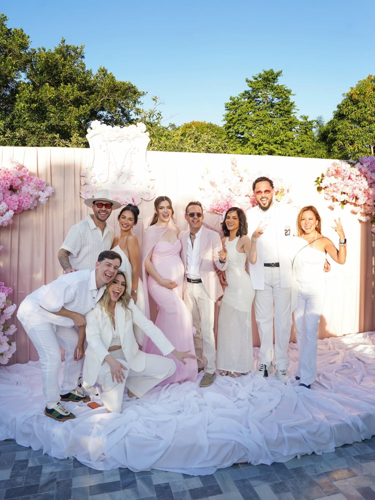 Nadia Ferreira y Marc Anthony celebran el ‘baby shower’ de su hija