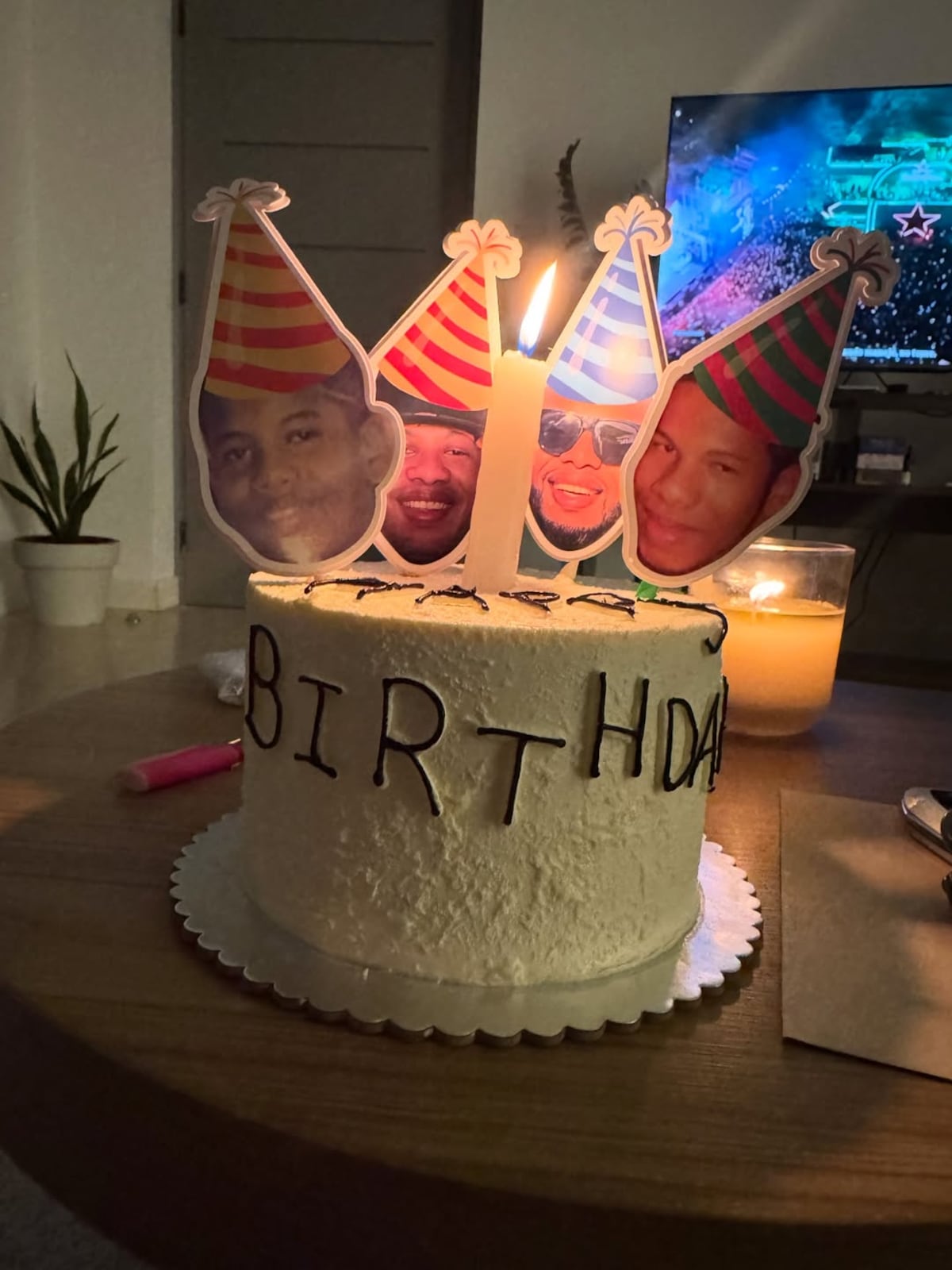 El chef panameño Isaac Villaverde, de La Tapa del Coco, y sus fotos para celebrar sus 37 años