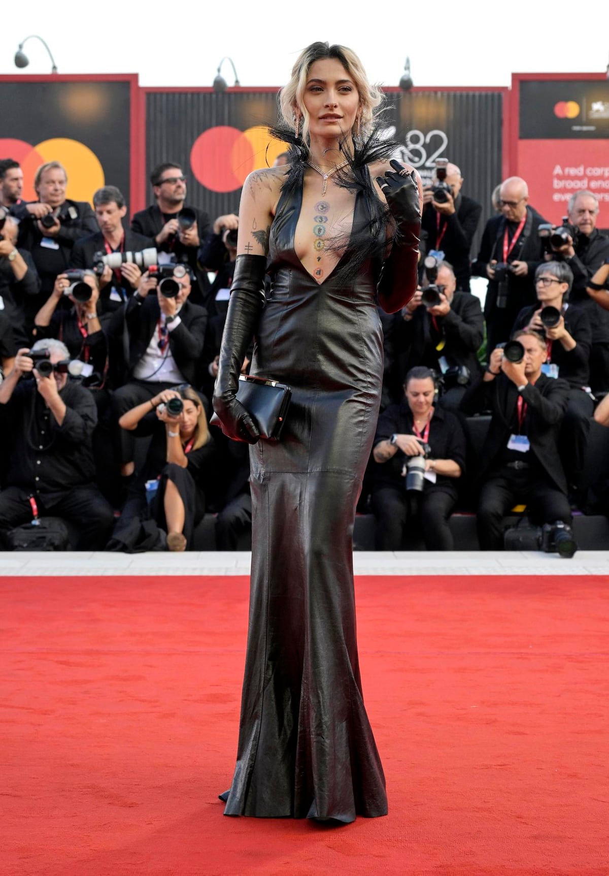 Georgina Rodríguez, Emily Blunt, Julia Roberts: 6 ‘looks’ del Festival de Cine de Venecia