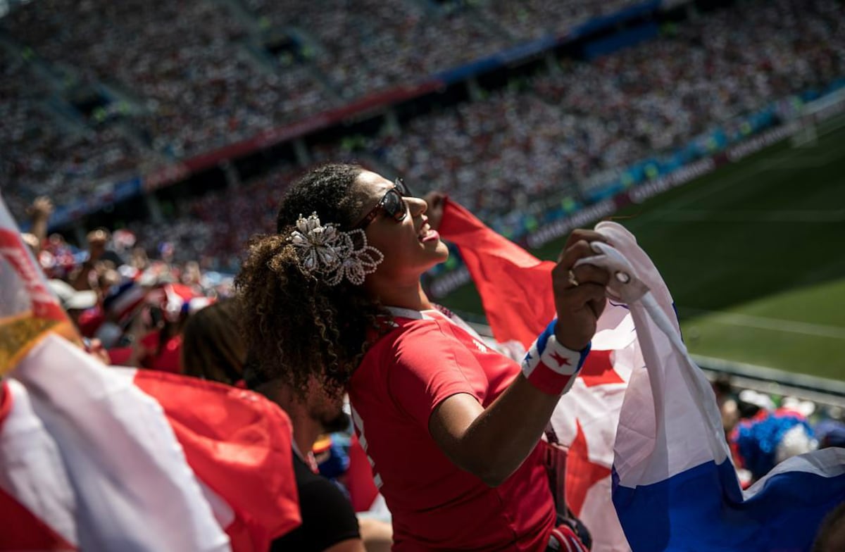 En Rusia la gente se toma fotos con los panameños