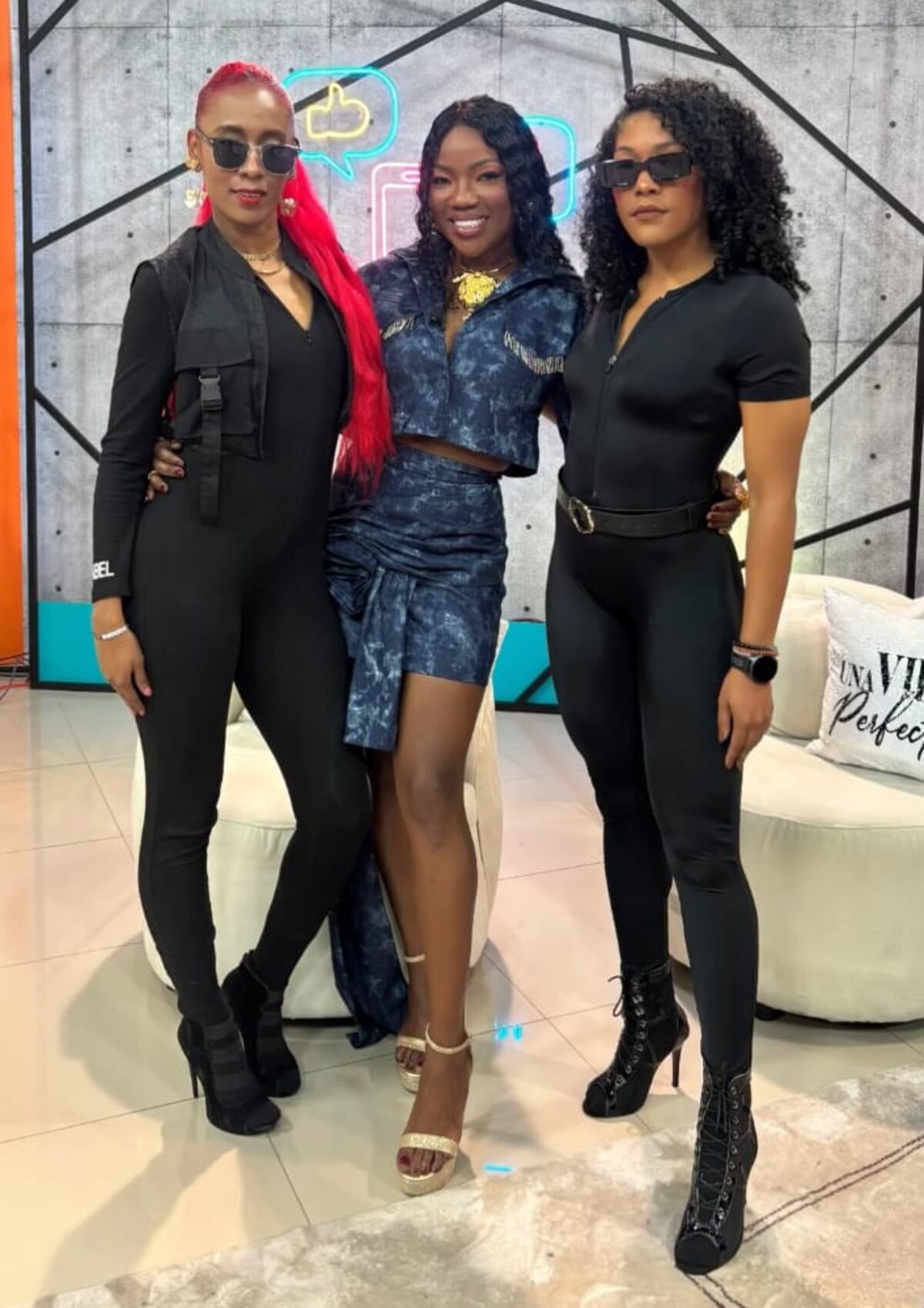 “¡Buenas, buenas, Panamá!“: Chiky Bombom luce diseño panameño durante su visita a Panamá