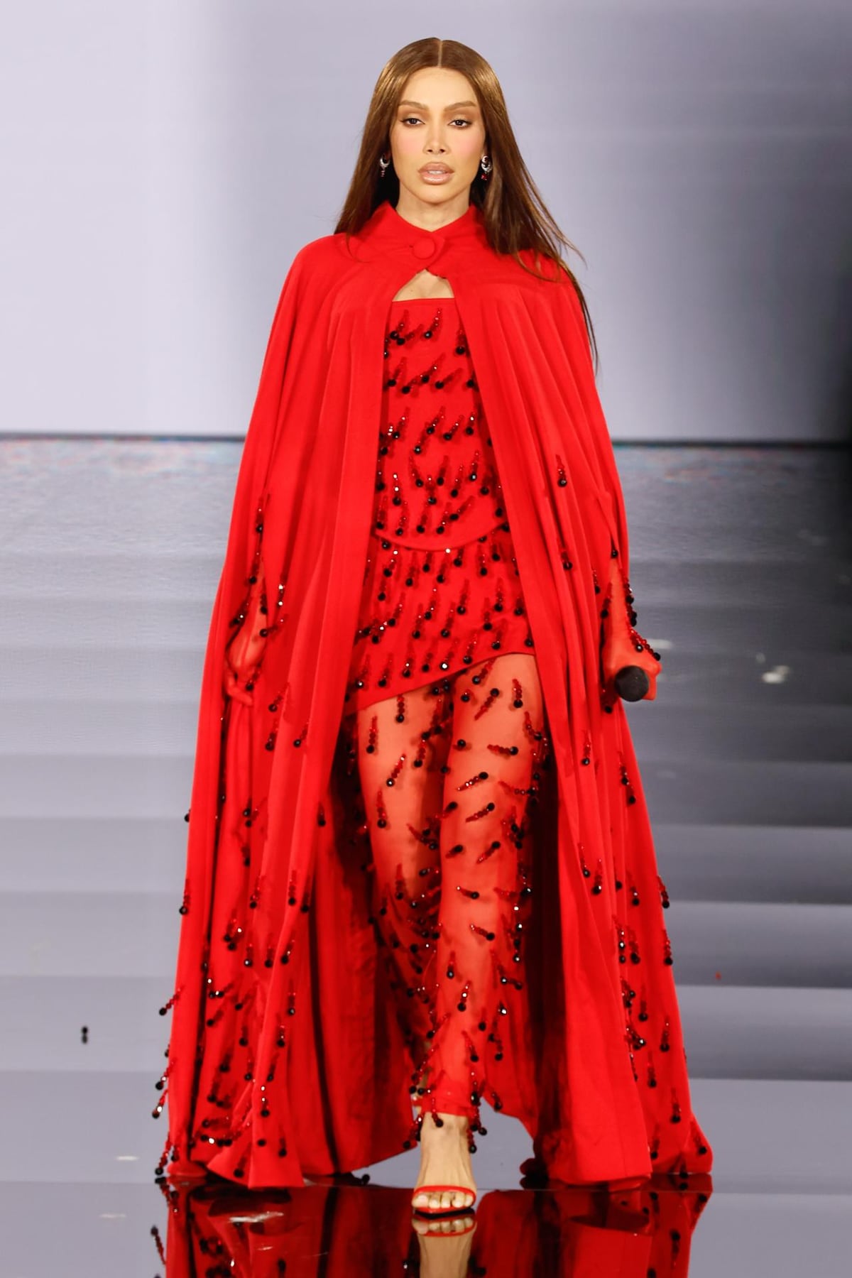 Jane Fonda, Anitta, Viola Davis, Belinda y demás celebridades reunidas en una misma pasarela en París Fashion Week