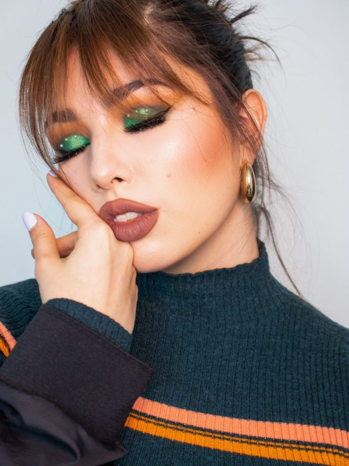 Mel Reads, la maquillista panameña que pasó a ser booktuber patrocinada por Disney