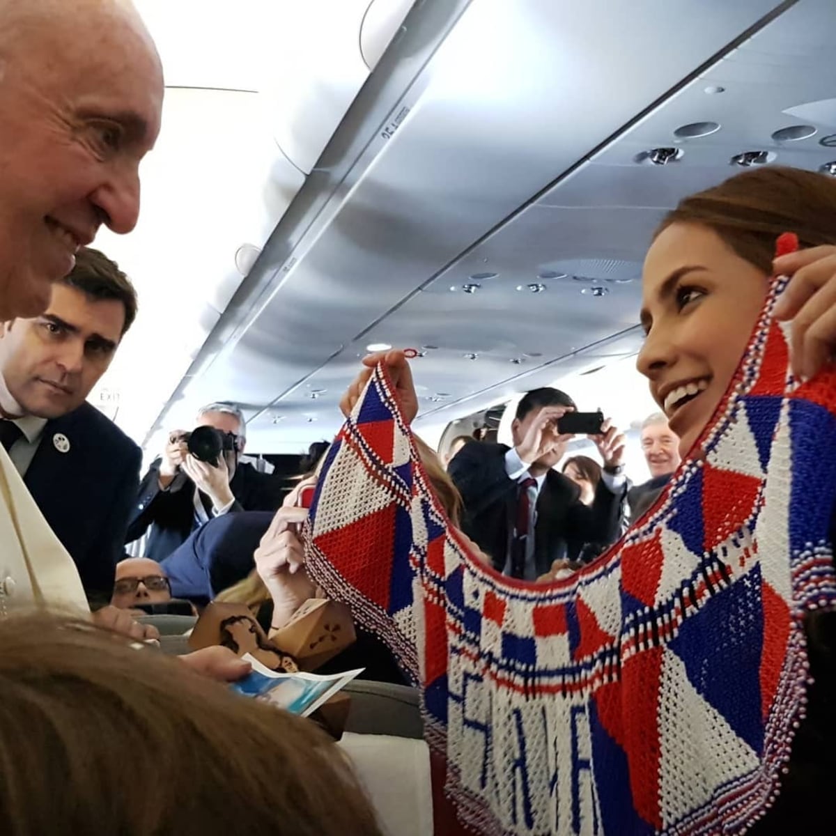 El collar de chaquiras Ngäbe-Buglé que usó el papa Francisco en su viaje a Panamá