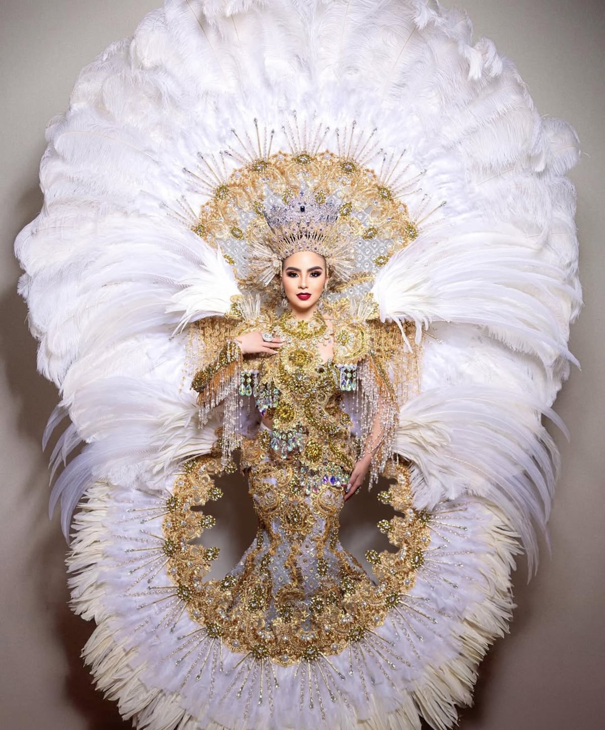 Así vistieron las reinas de Calle Arriba y Calle Abajo de Las Tablas para celebrar la llegada del año nuevo