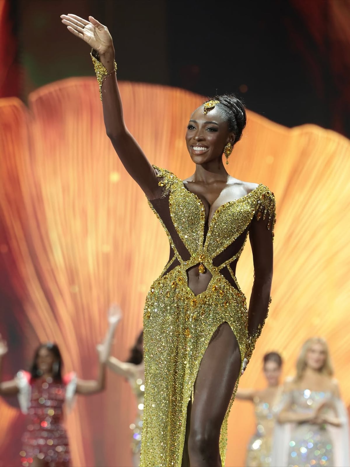 Miss Costa de Marfil, Olivia Yacé, renuncia a su título de Miss Universo África y Oceanía y rompe vínculos con la organización del certamen