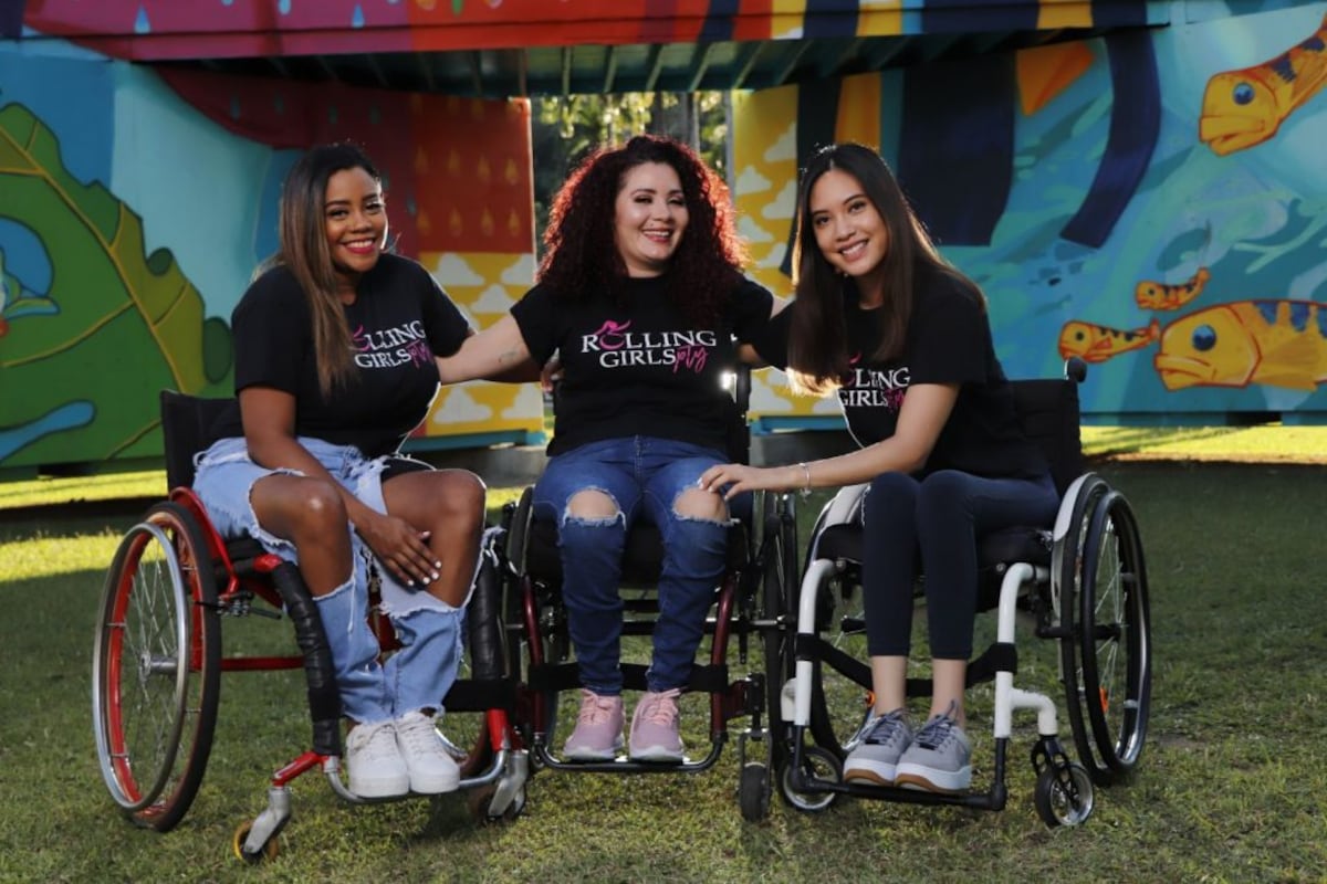 Aprendiendo y riendo juntas: 9 grupos de mujeres para unirse en Panamá