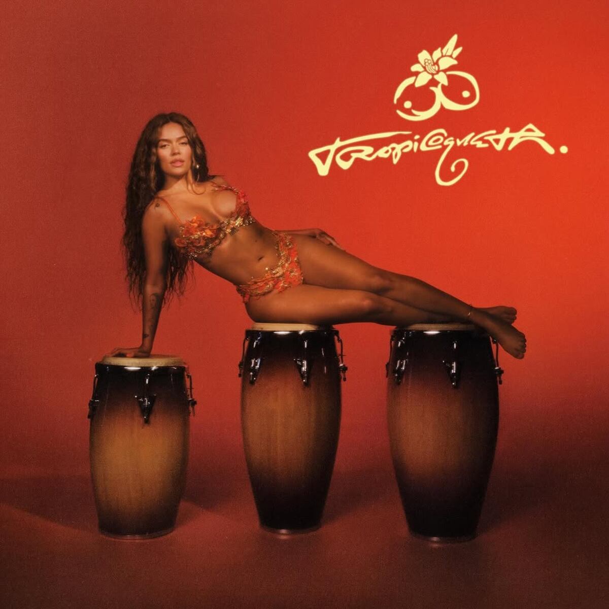 Karol G lanza ‘Tropicoqueta’, un homenaje a lo latino que va del merengue a la ranchera