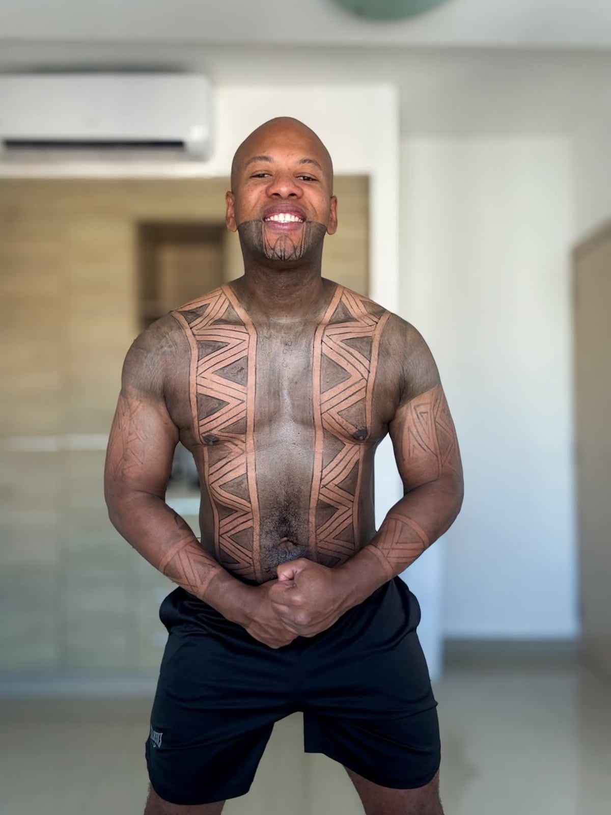 El chef panameño Isaac Villaverde, de La Tapa del Coco, y sus fotos para celebrar sus 37 años