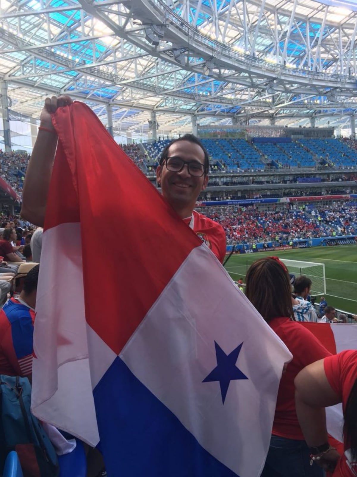 En Rusia la gente se toma fotos con los panameños