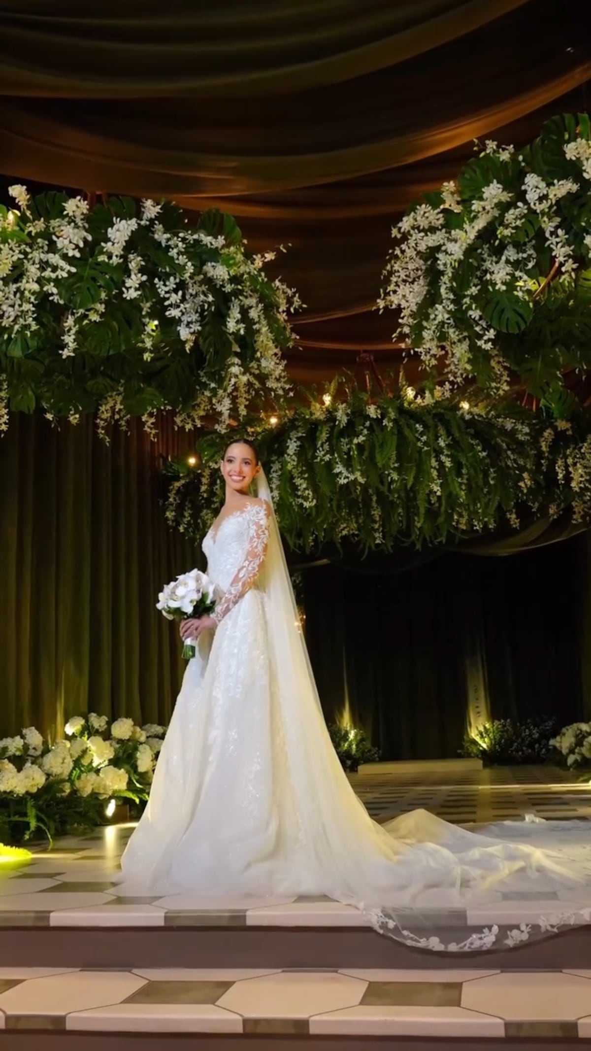 Anabelle Laffitte, esposa de Adrián Varela, y su vestido de novia