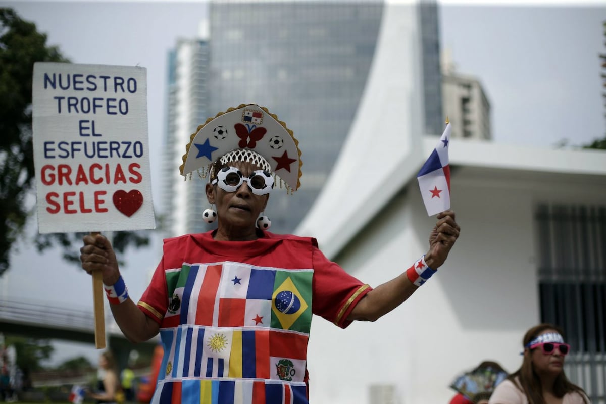 Imágenes de la Sele a su llegada a Panamá