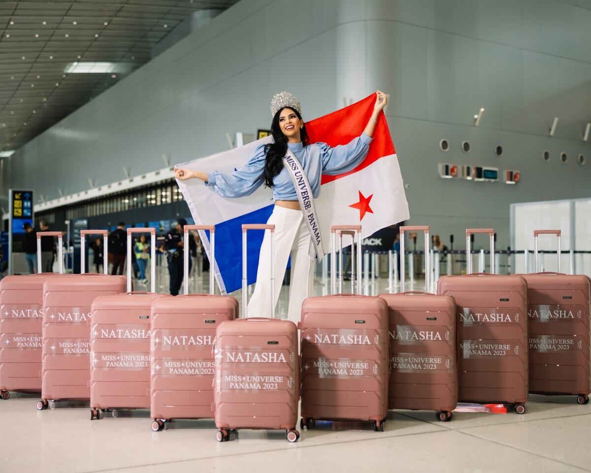 Con 10 maletas de viaje, Natasha Vargas parte hacia El Salvador para representar a Panamá en Miss Universo