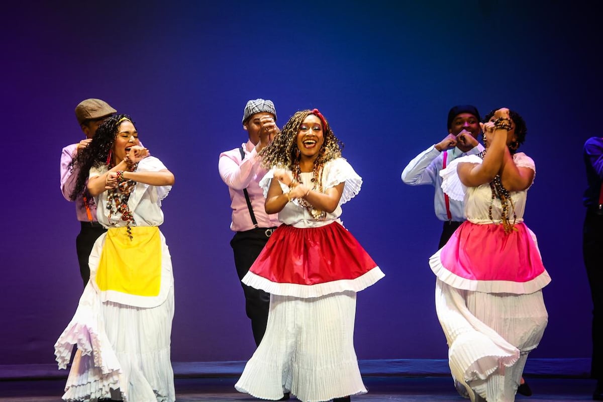 El Teatro Nacional se viste de tradición panameña con su Gala Folklórica anual