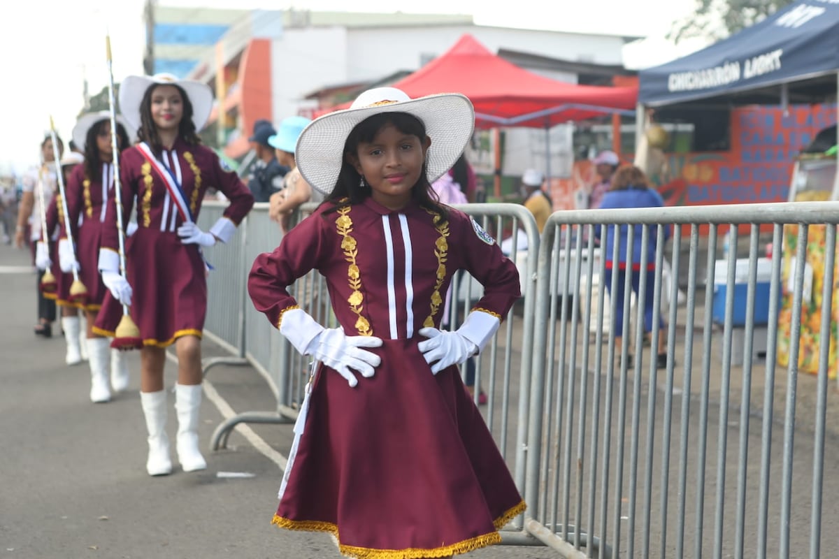 Desfile en La Chorrera: más de 100 delegaciones celebran la independencia de Panamá