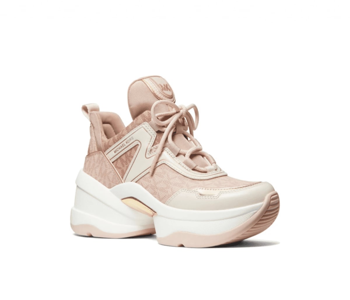 Patea la calle, 7 zapatillas cómodas y en tendencia para nosotras