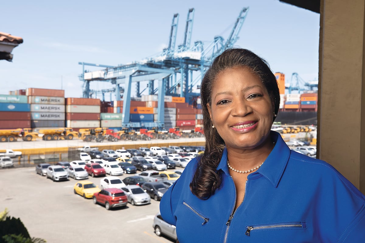 Tres décadas de liderazgo