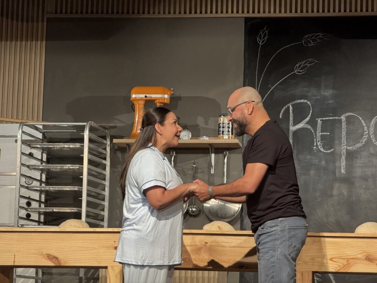 ‘El pan somos nosotros’: comedia y reflexión en la obra ‘Una terapia integral’, que se presenta en teatro La Estación