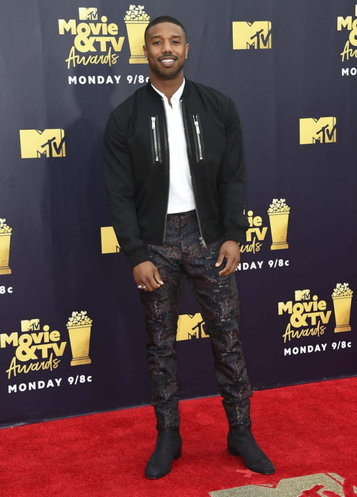 Trajes reveladores en la alfombra roja de los MTV Movies Awards 2018