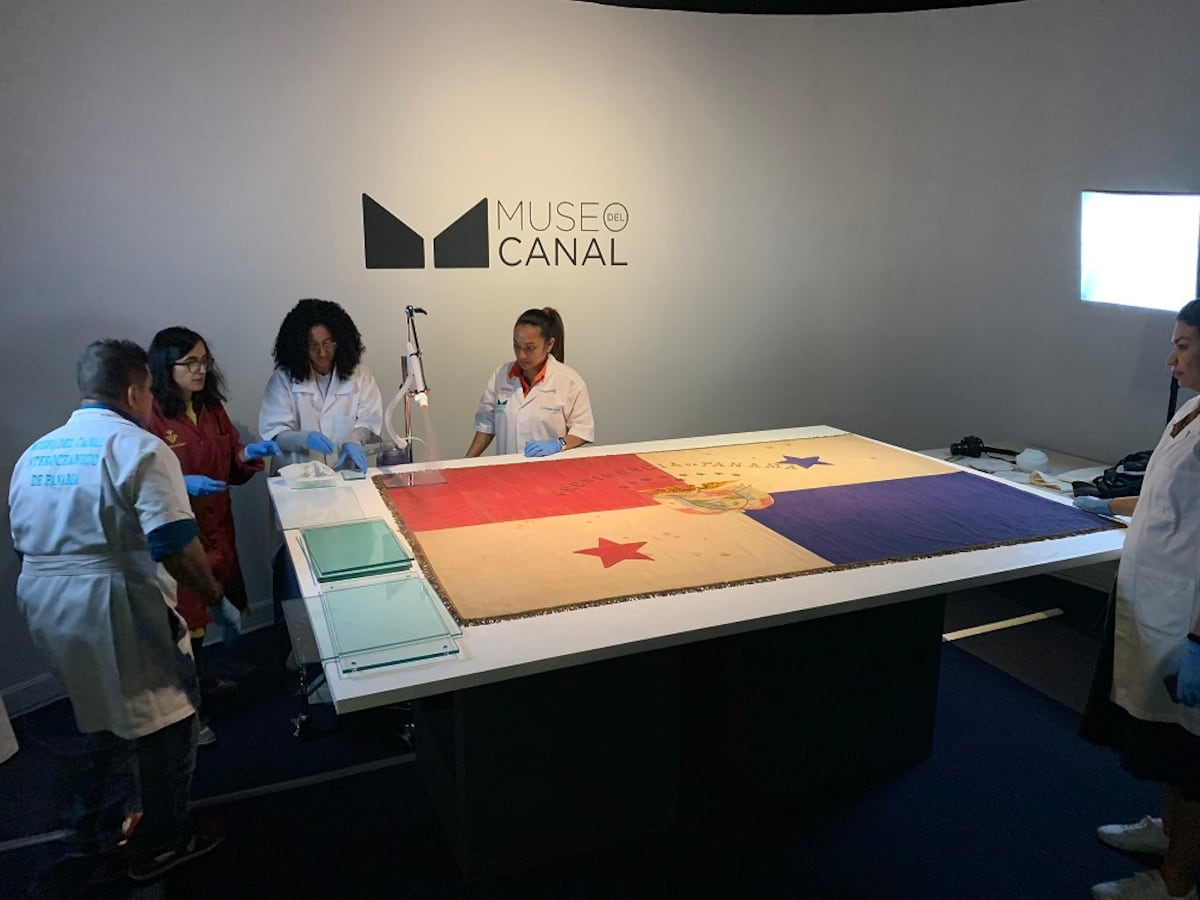 Así fue la restauración de una bandera presidencial panameña de de hace 91 años 