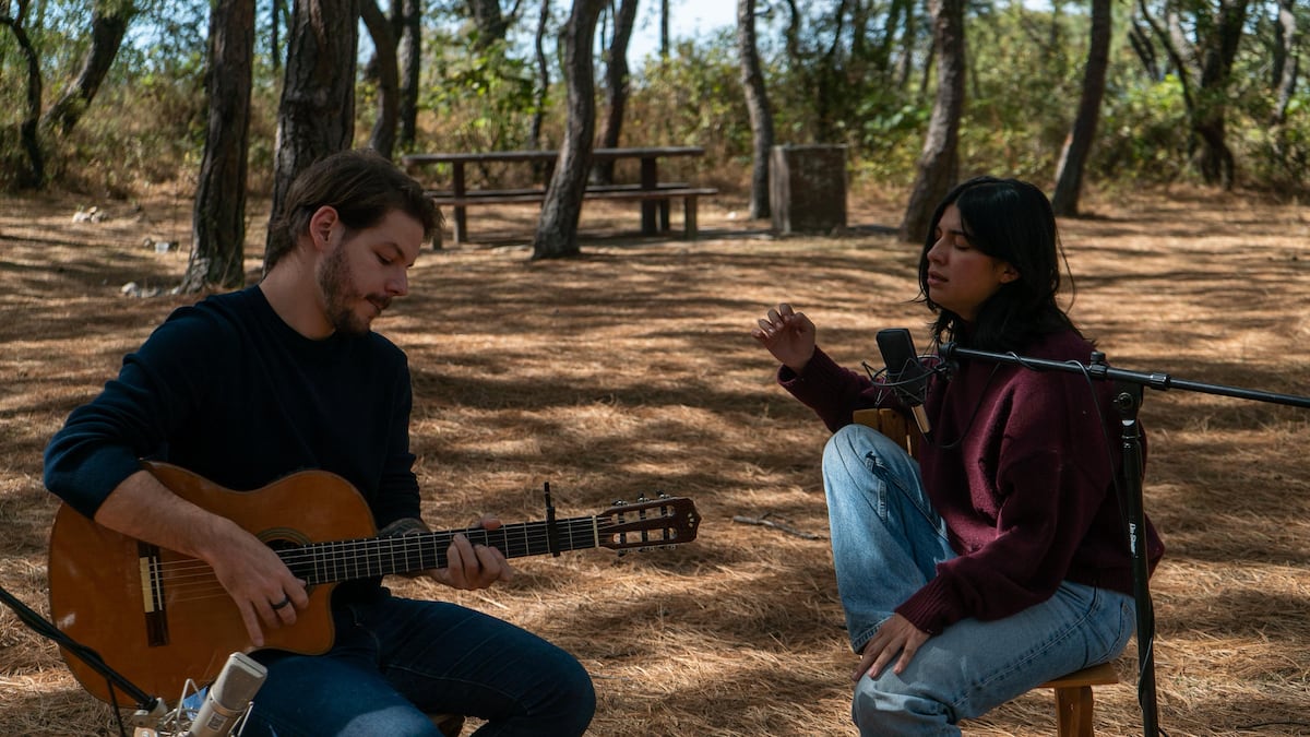 ‘Si tú me preguntas ¿cómo estás?’, la nueva canción de la panameña Ana Elisa Miranda