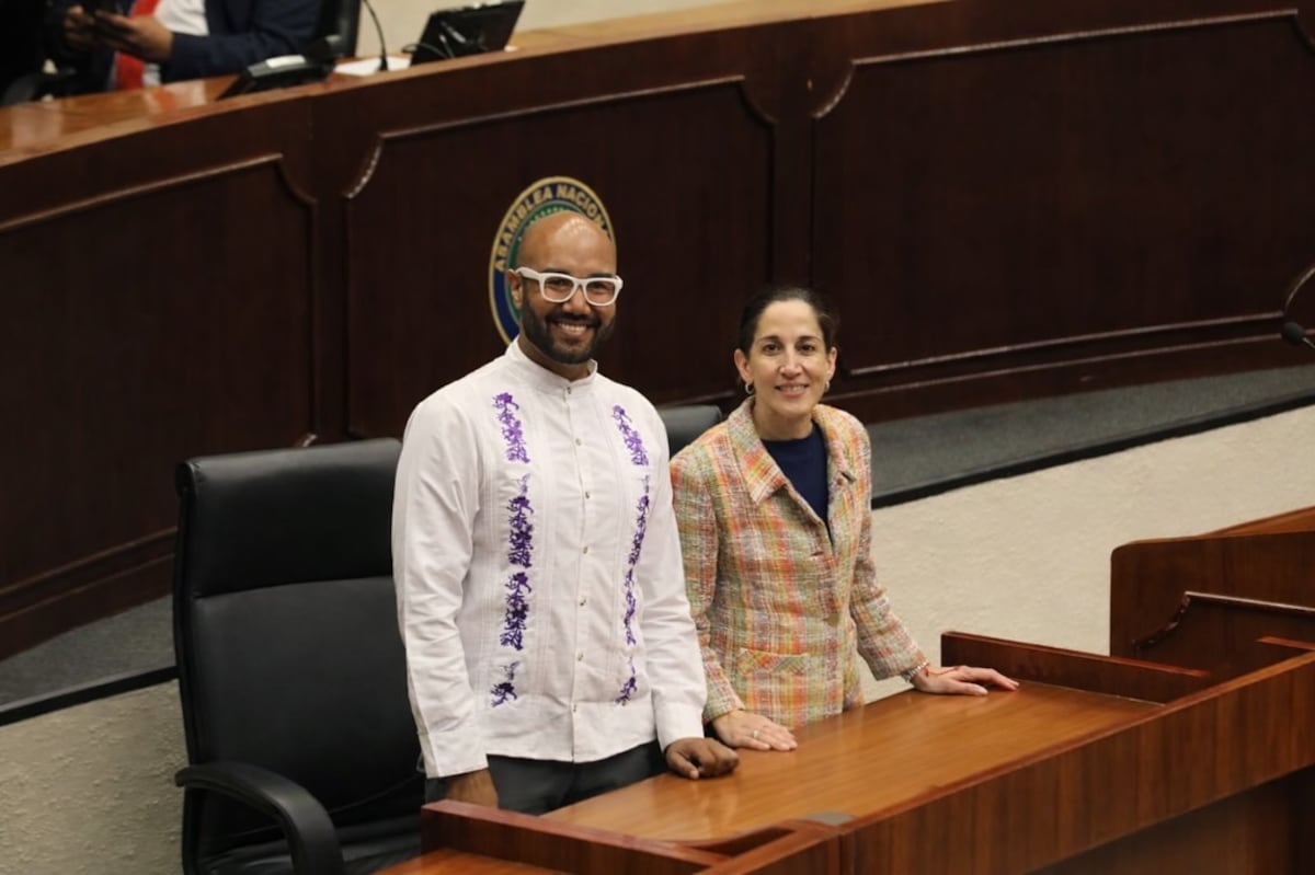 La chaqueta de la ministra de Cultura de Panamá, Maruja Herrera, que también ha llevado Maricel de Mulino y la reina Letizia de España