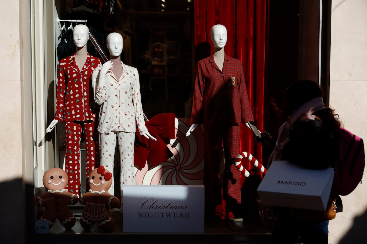 La Navidad cambia el protocolo de elegancia: ¿De gala o en pijama?