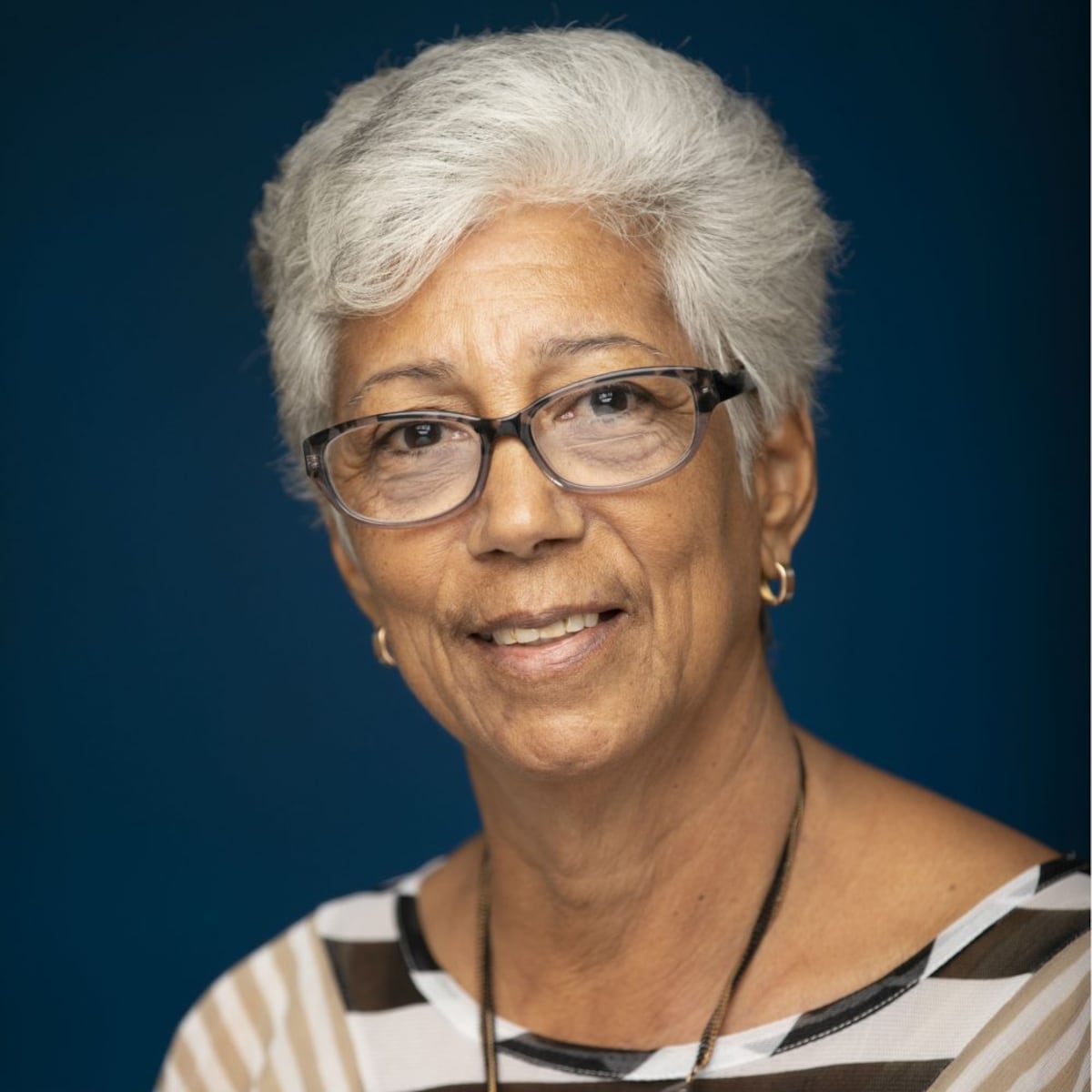 Canas al aire: dile adiós al tinte