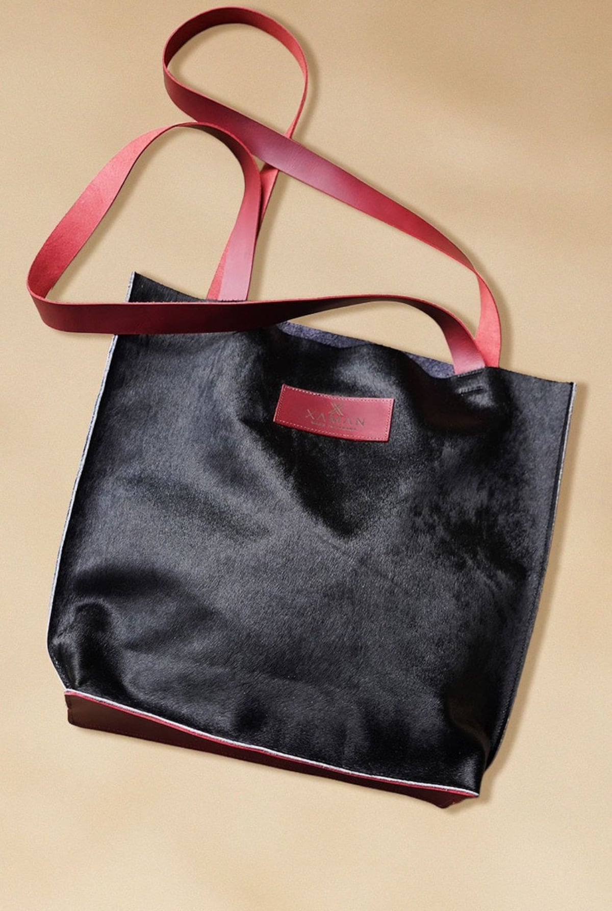 El bolso como manifiesto: la marca panameña Xaman Official y la revolución de lo cotidiano