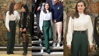El ‘look’ ‘working girl’ de la reina Letizia de España: blusa blanca y pantalón verde de talle alto 