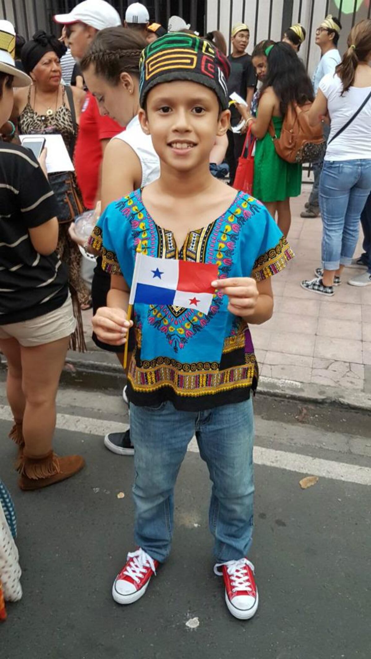 Niños y jóvenes celebran el Día de la Etnia Negra en Panamá