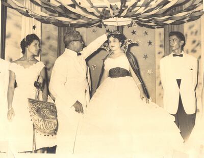 Carmen Calderón: La Señorita 10 de noviembre coronada en la Ciudad de Panamá