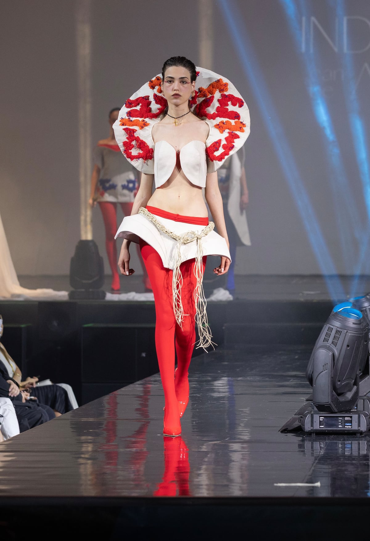 De Veraguas a la pasarela italiana: Jose Lim Ng, estudiante veragüense, presenta colección en Italia