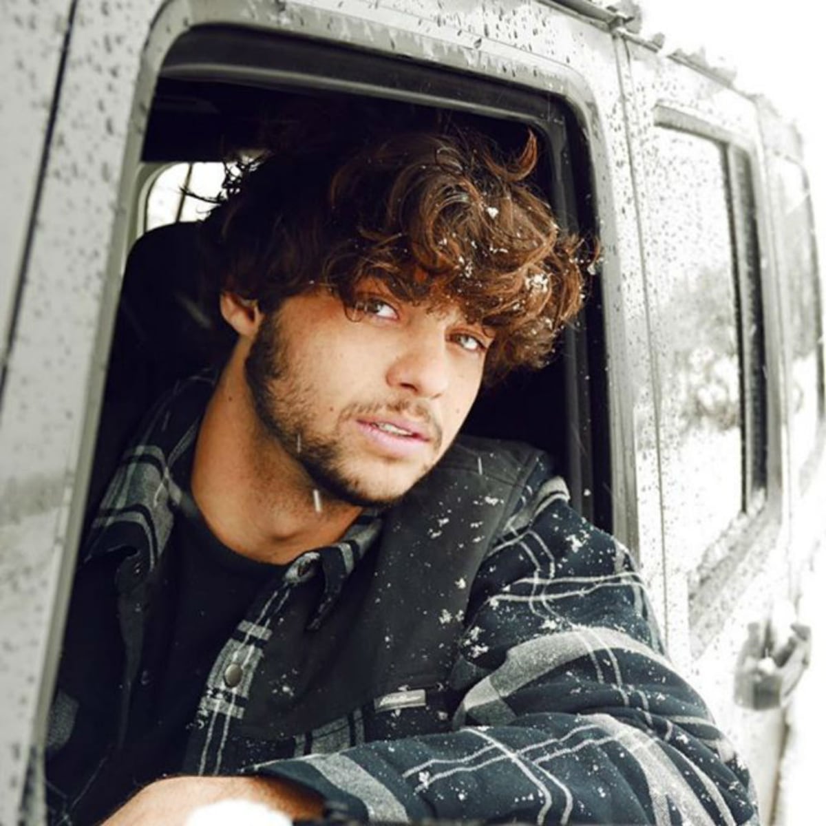 Tom Holland, Timothée Chalamet, Sebastian Yatra y otros galanes jóvenes de la década