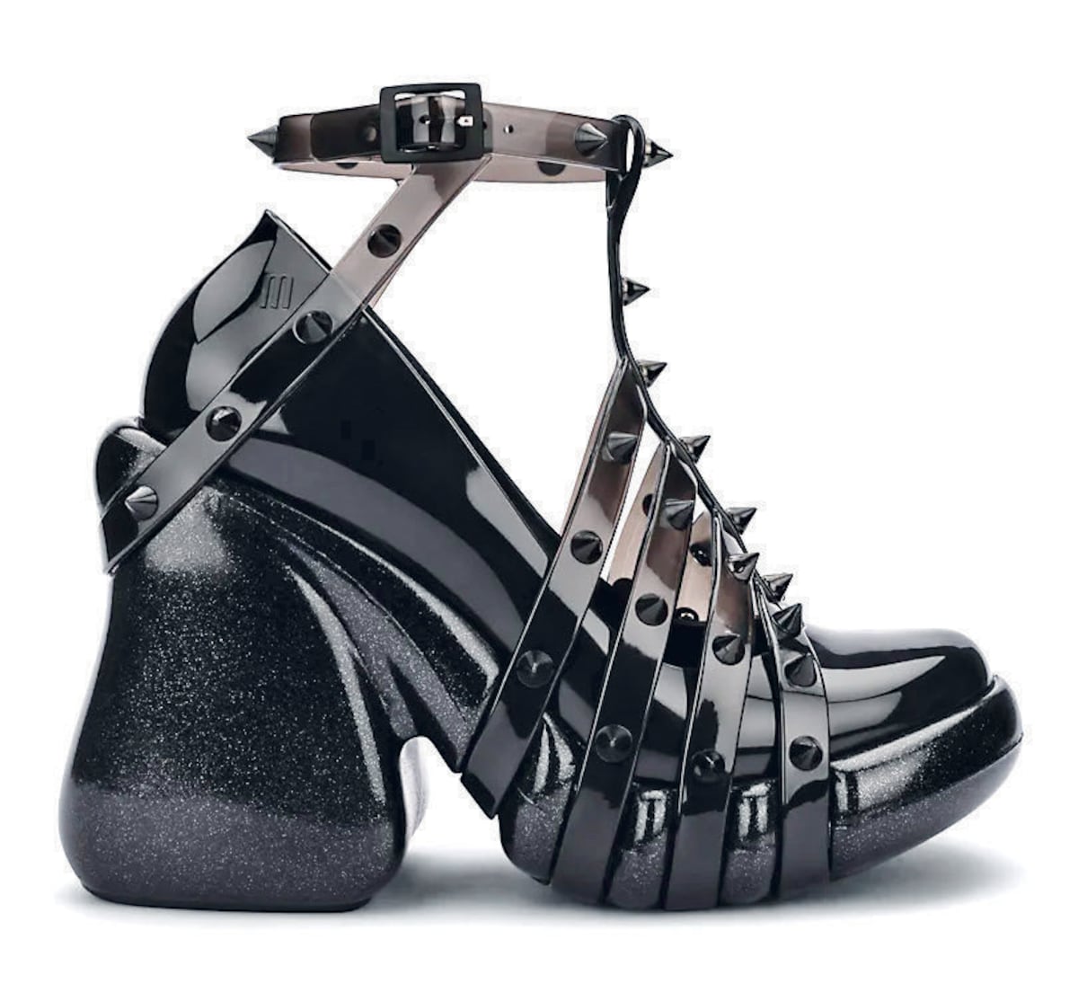 8 zapatos para un clóset terriblemente chic