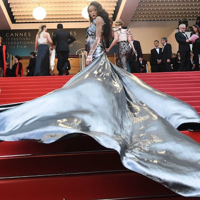 Cannes y el drama de los amplios vestidos