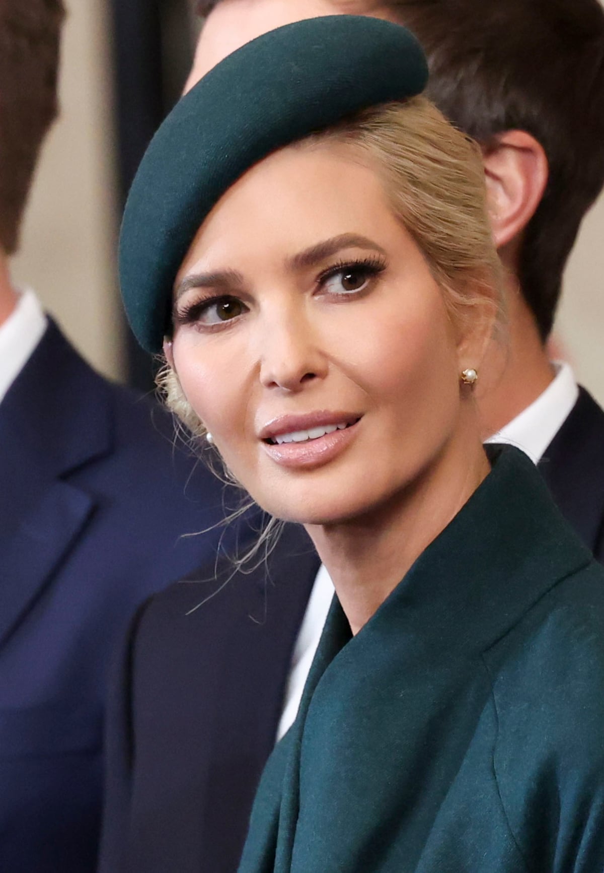 Ivanka Trump deslumbró con un estilo royal de Dior en la investidura de su padre Donald Trump 
