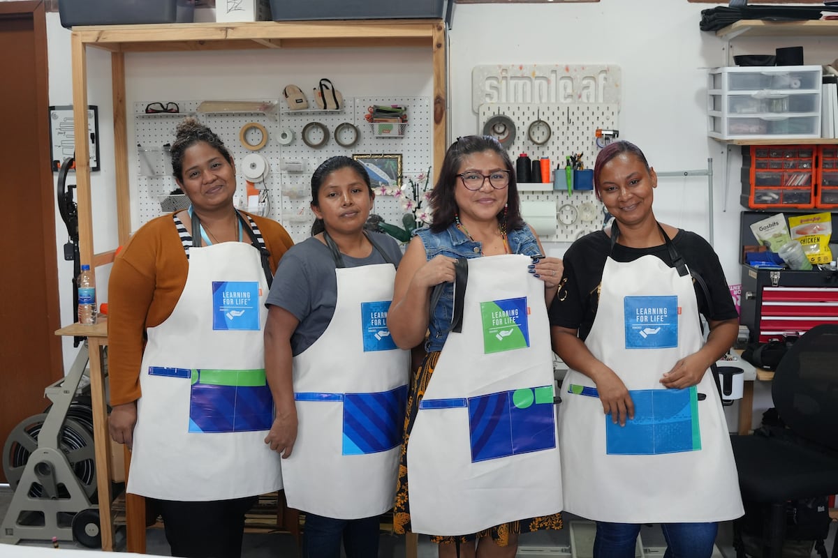 Fuerza entre costuras: mujeres que cosen y crecen