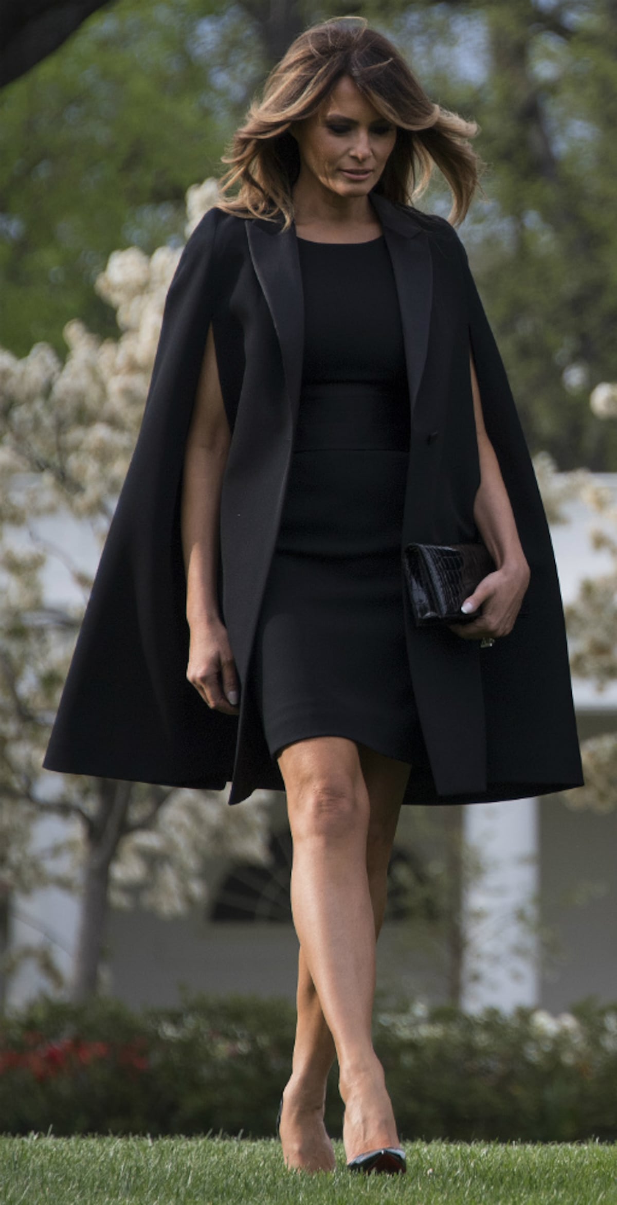 Brigitte Macron y otras primeras damas con vestidos cortos