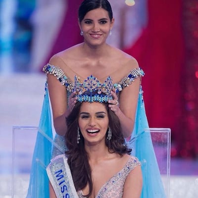 Miss Mundo sustituye a su reina