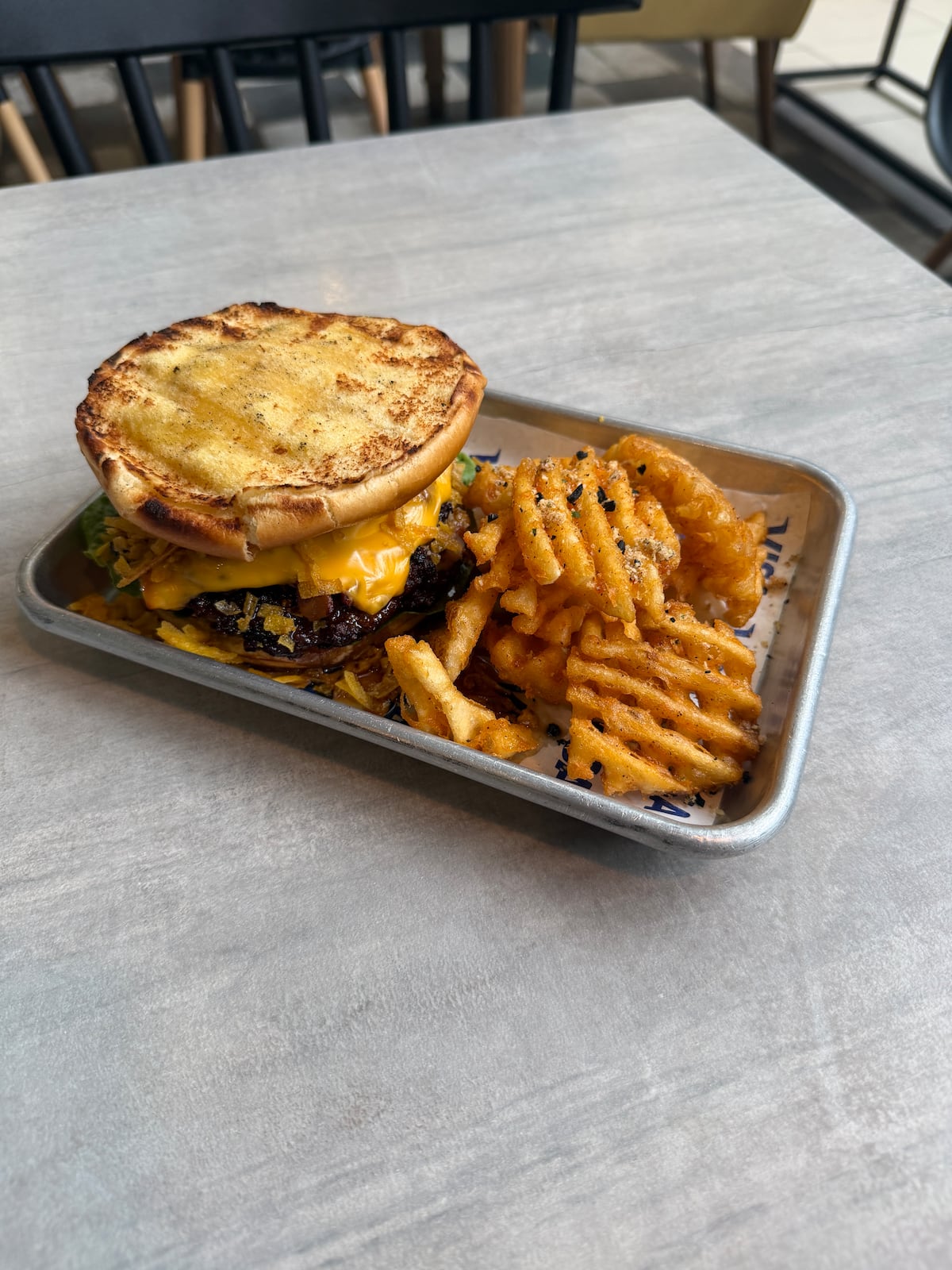 Burger Week 2026 en Panamá: Chivato y La OG Royal, dos burgers que cuentan historias