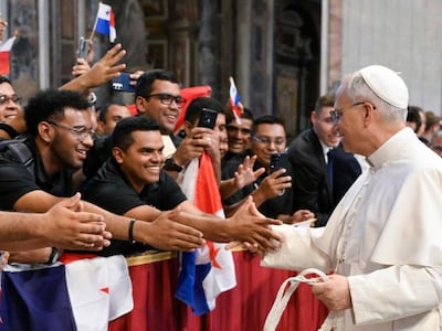 Panameños se encuentran con el papa León XIV en el Vaticano