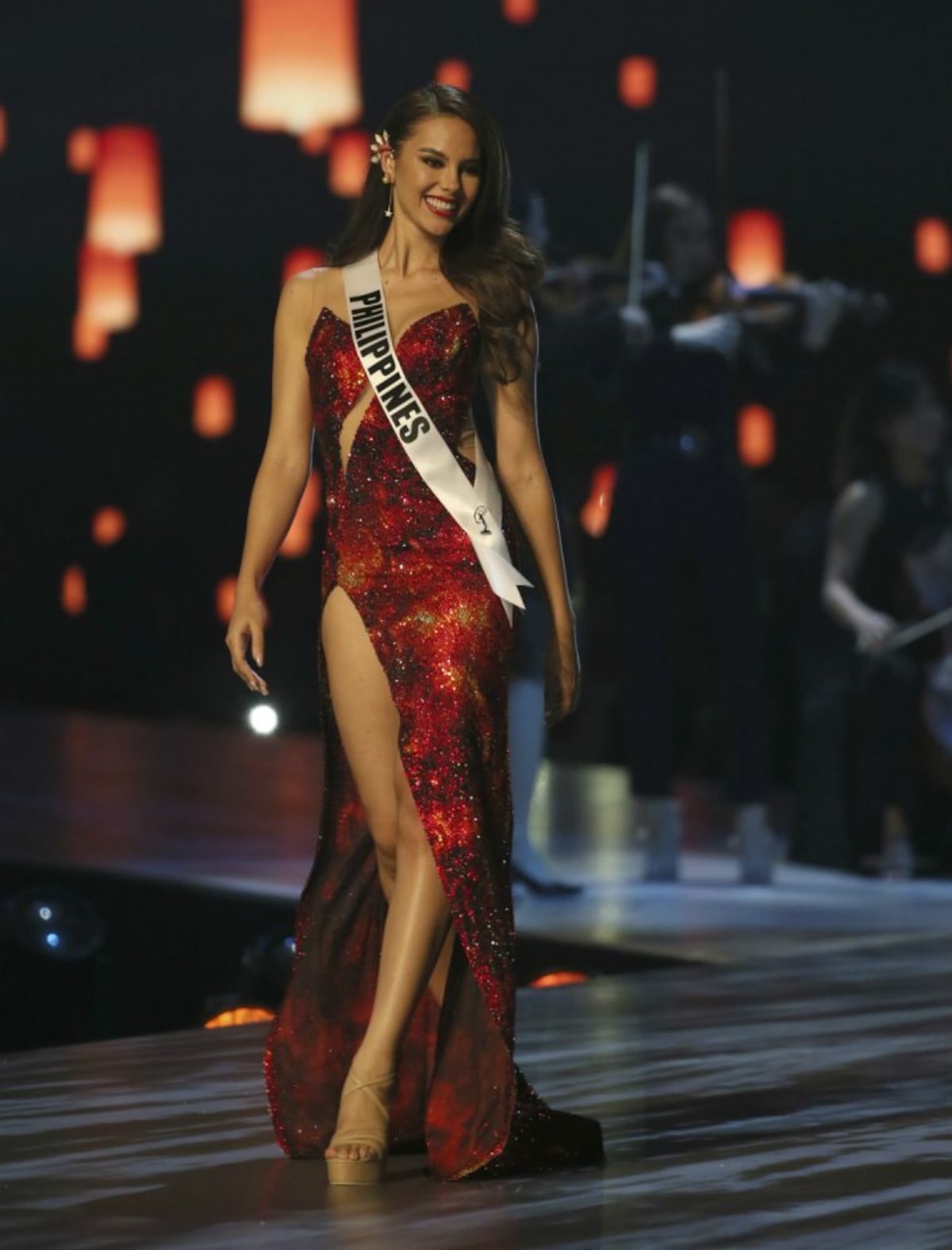 La gran favorita Catriona Gray, de Filipina, Miss Universo 2018