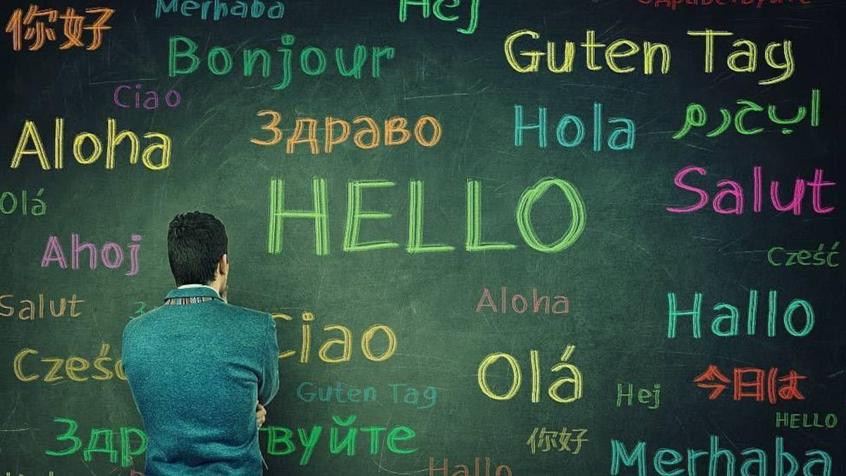 Por qué cambiamos nuestra forma de hablar cuando nos expresamos en otro idioma